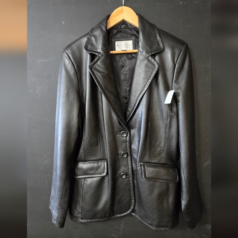 Vintage Worthington Lambs skin Elegant Black Leather Women's Jacket size large